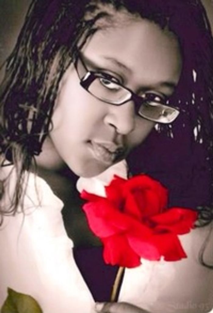 Taylor Dezlarai Robinson