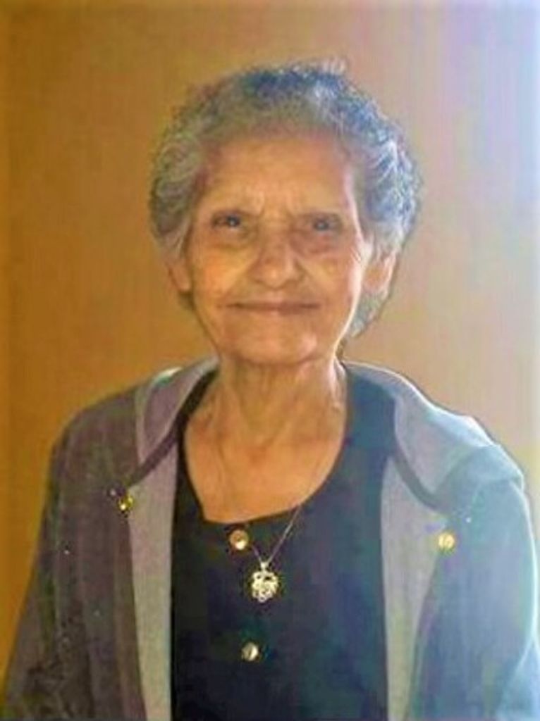 Mary Flores Profile Photo