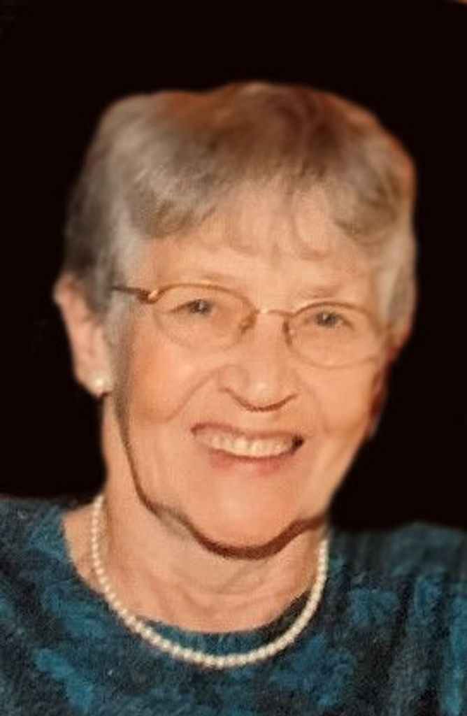 Carol J. (Ewing)  Lappert
