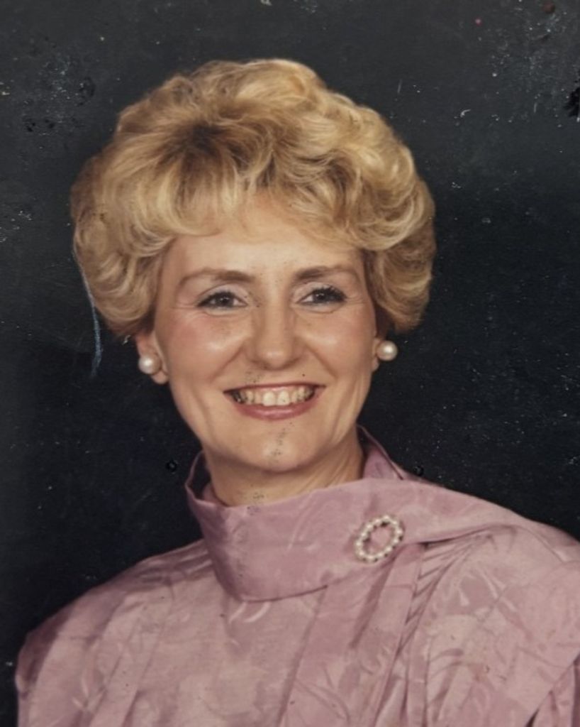 Mary Lou Aton Profile Photo