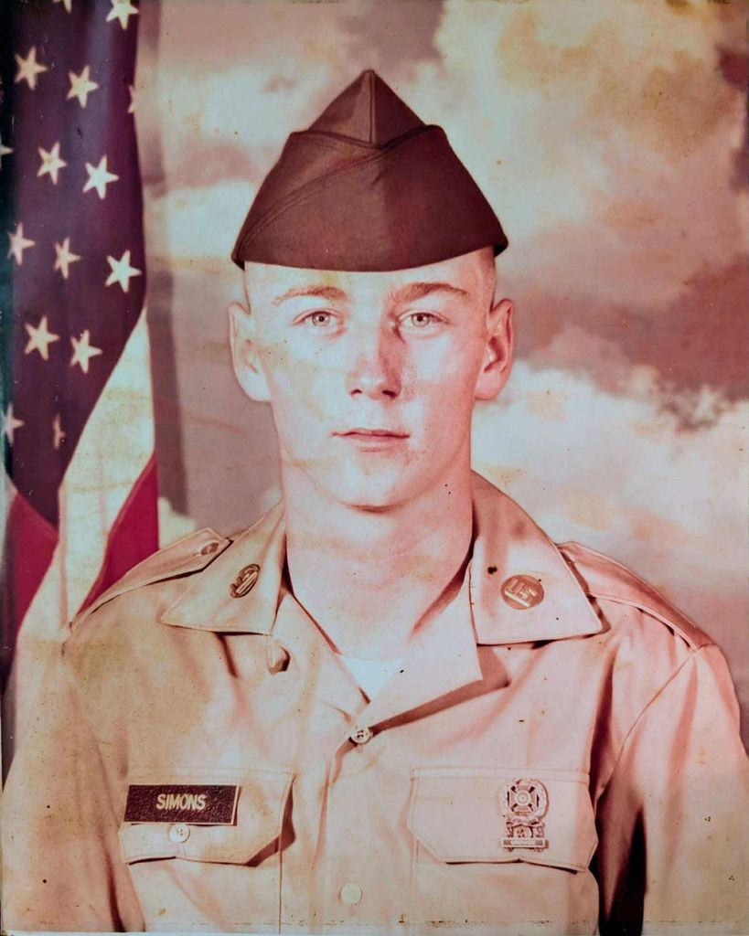 Larry Allen Simons Profile Photo