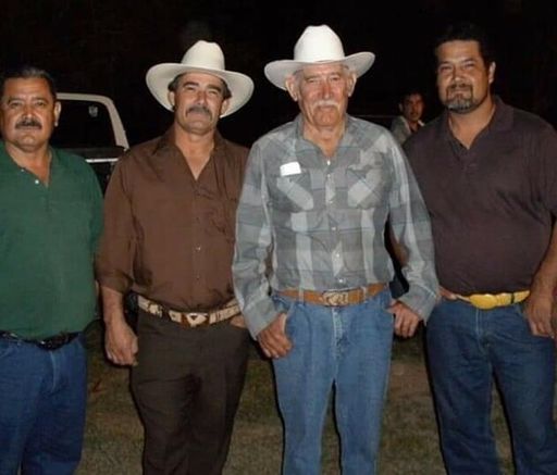 Santos Valdez Sr. photo gallery thumbnail 17 of 151