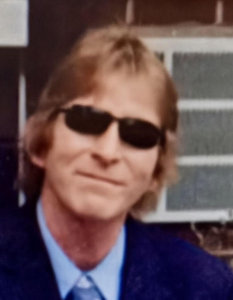 Robert Michael Lavelle