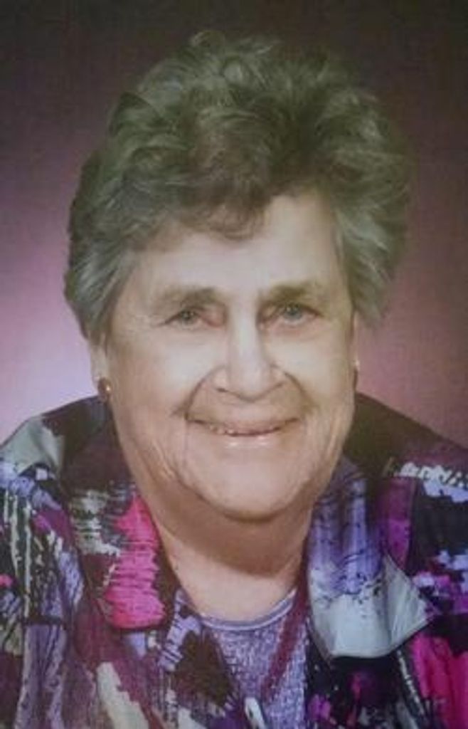 Evelyn Nies Profile Photo