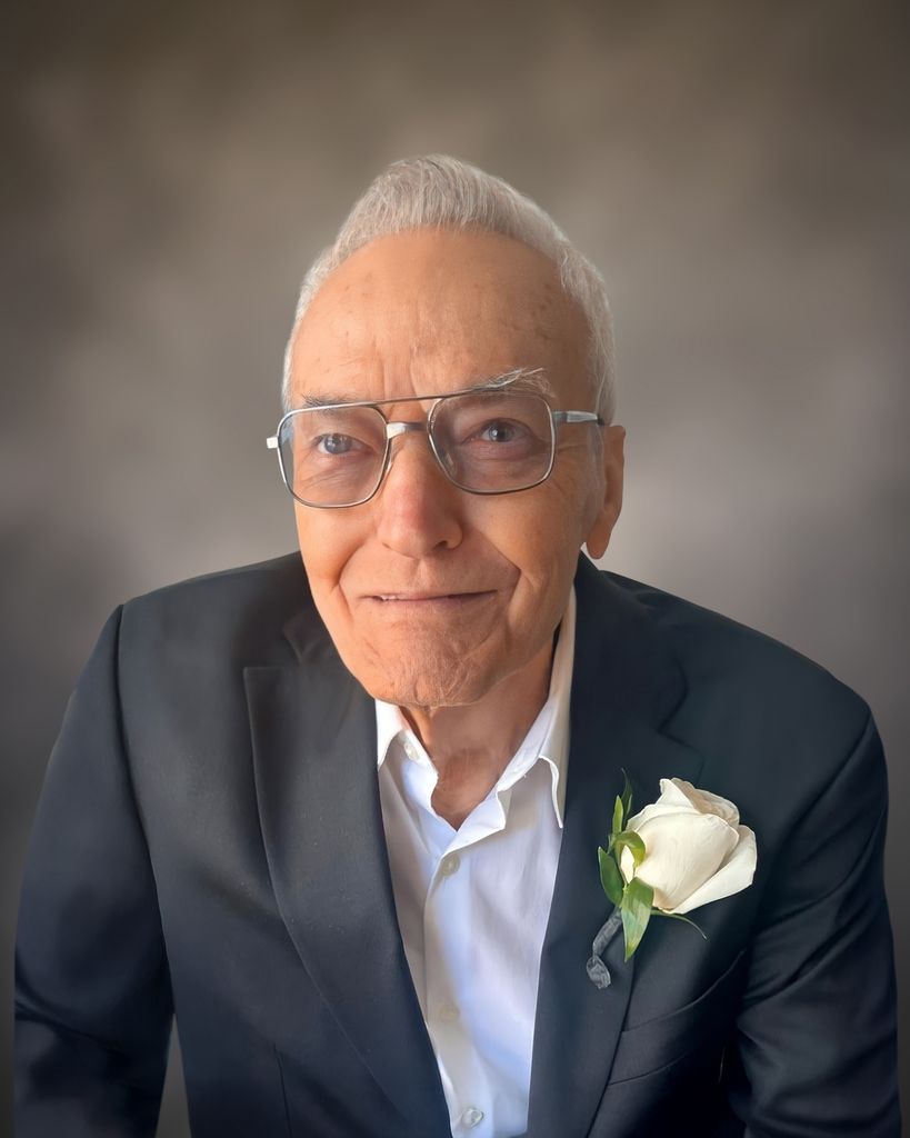 Luigi "Gino" DeCarolis