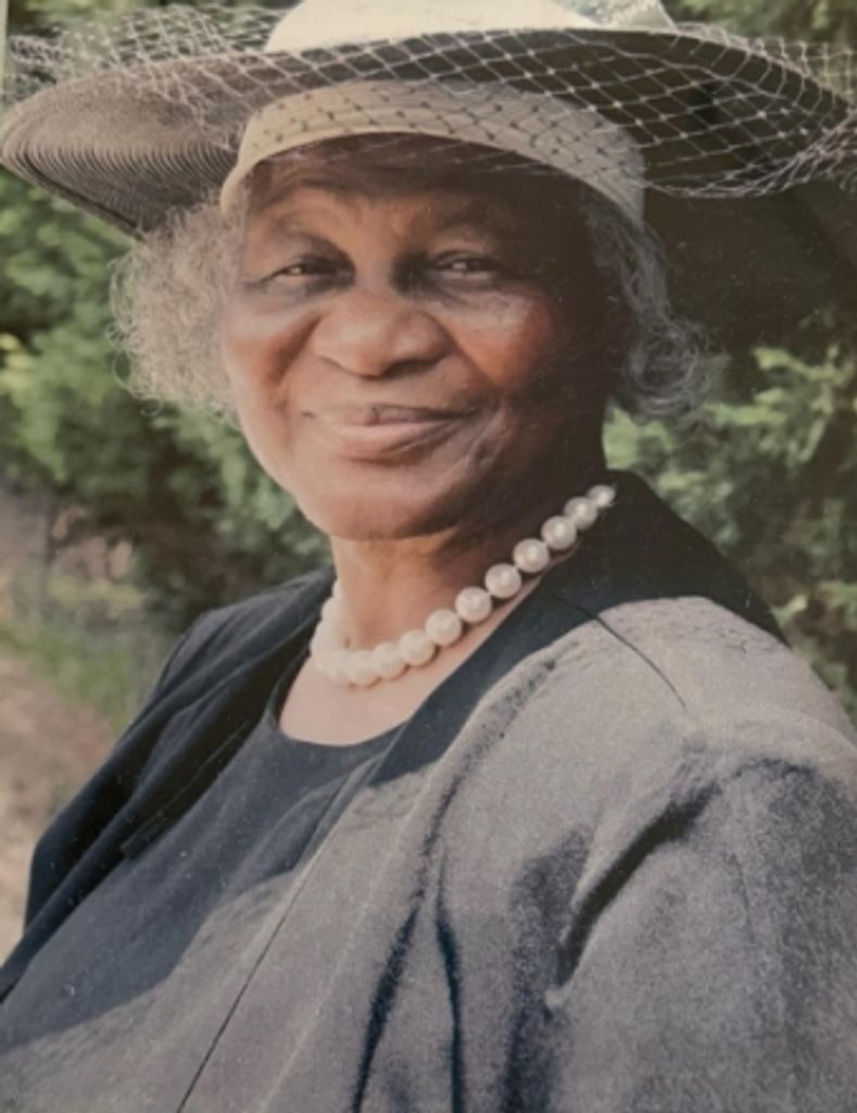 Carrie Bell Thomas Profile Photo
