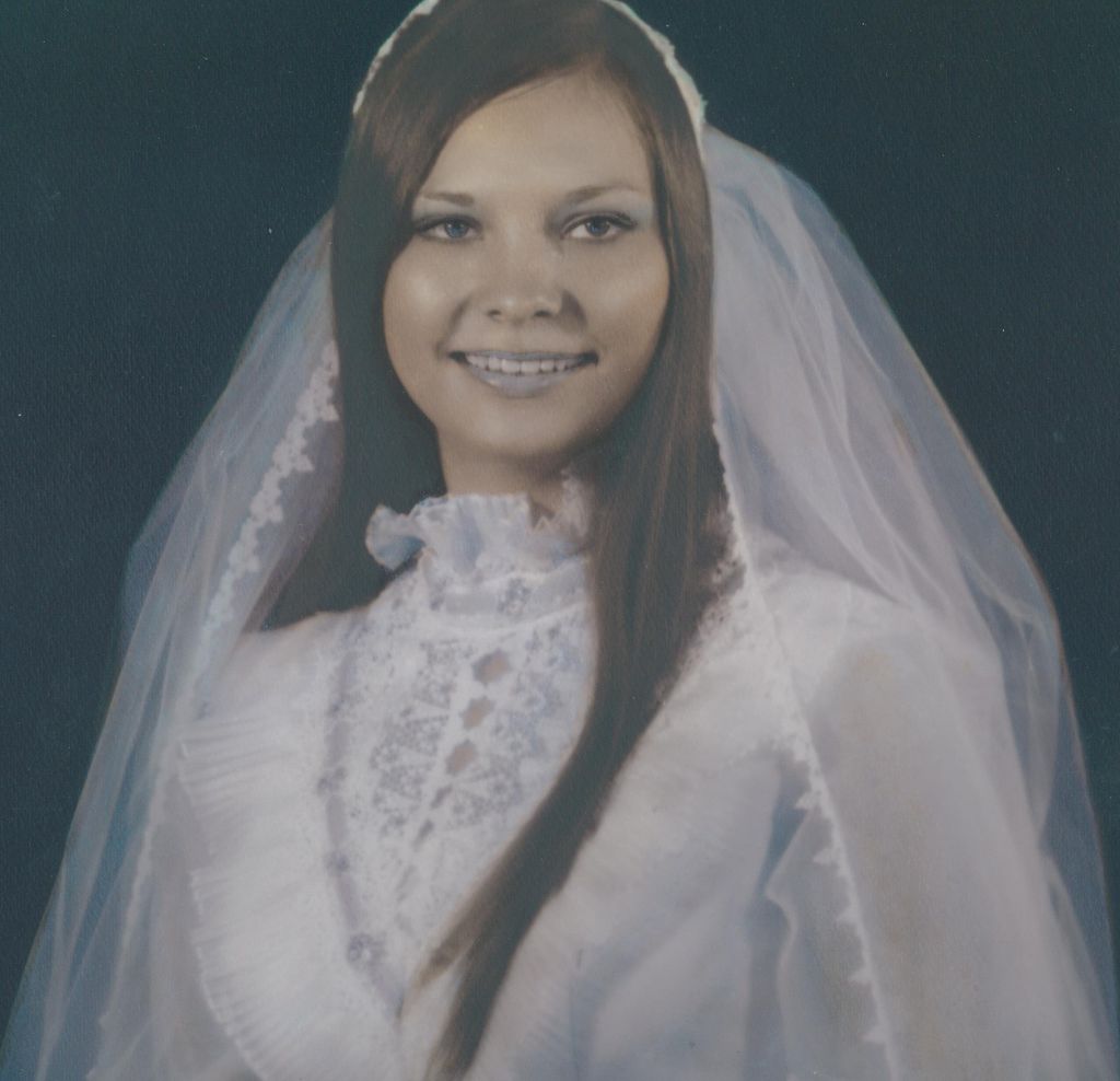 Nancy Lee Hunter Holder