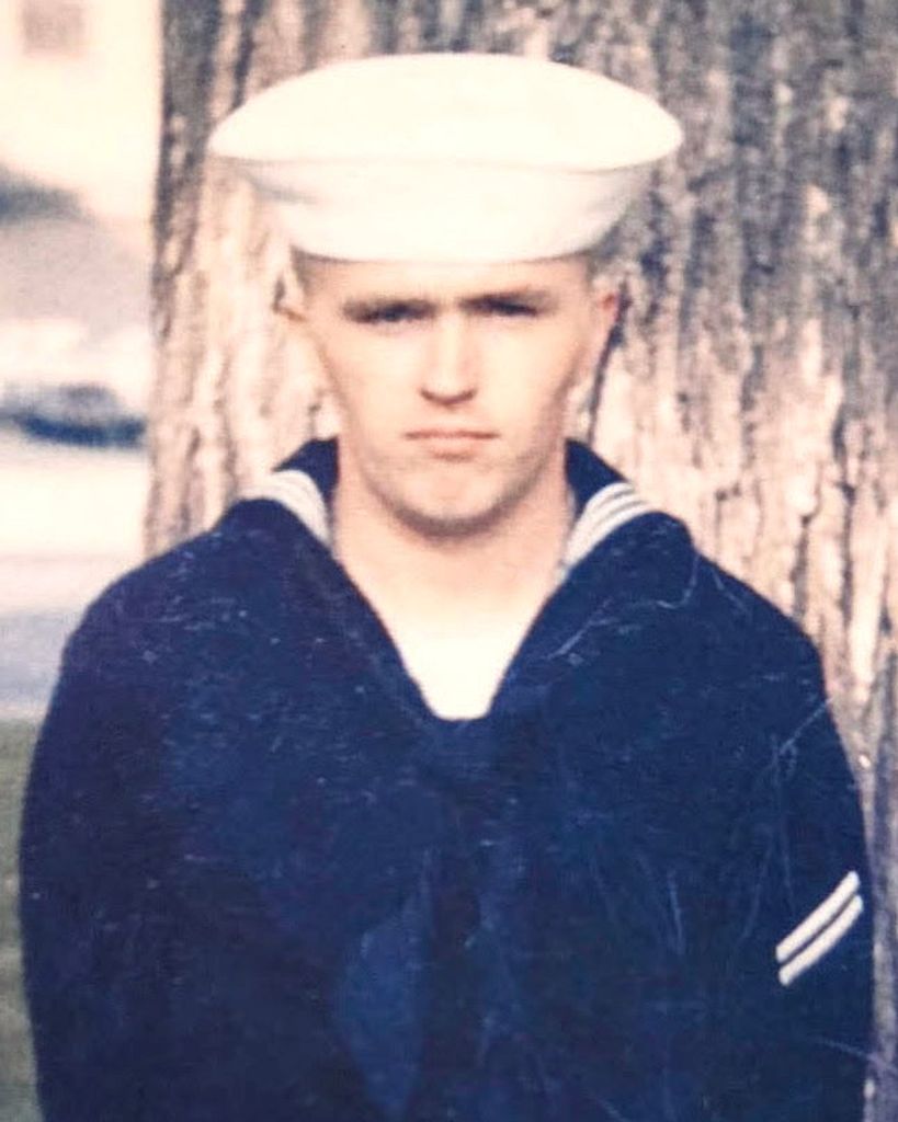 Thomas Peterson Profile Photo