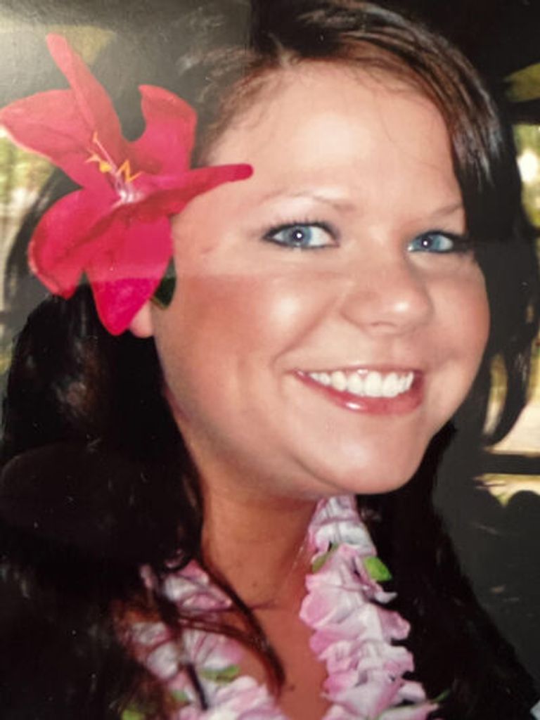 Ashley Nicole Mcmahon (Nee Woodnorth) Profile Photo