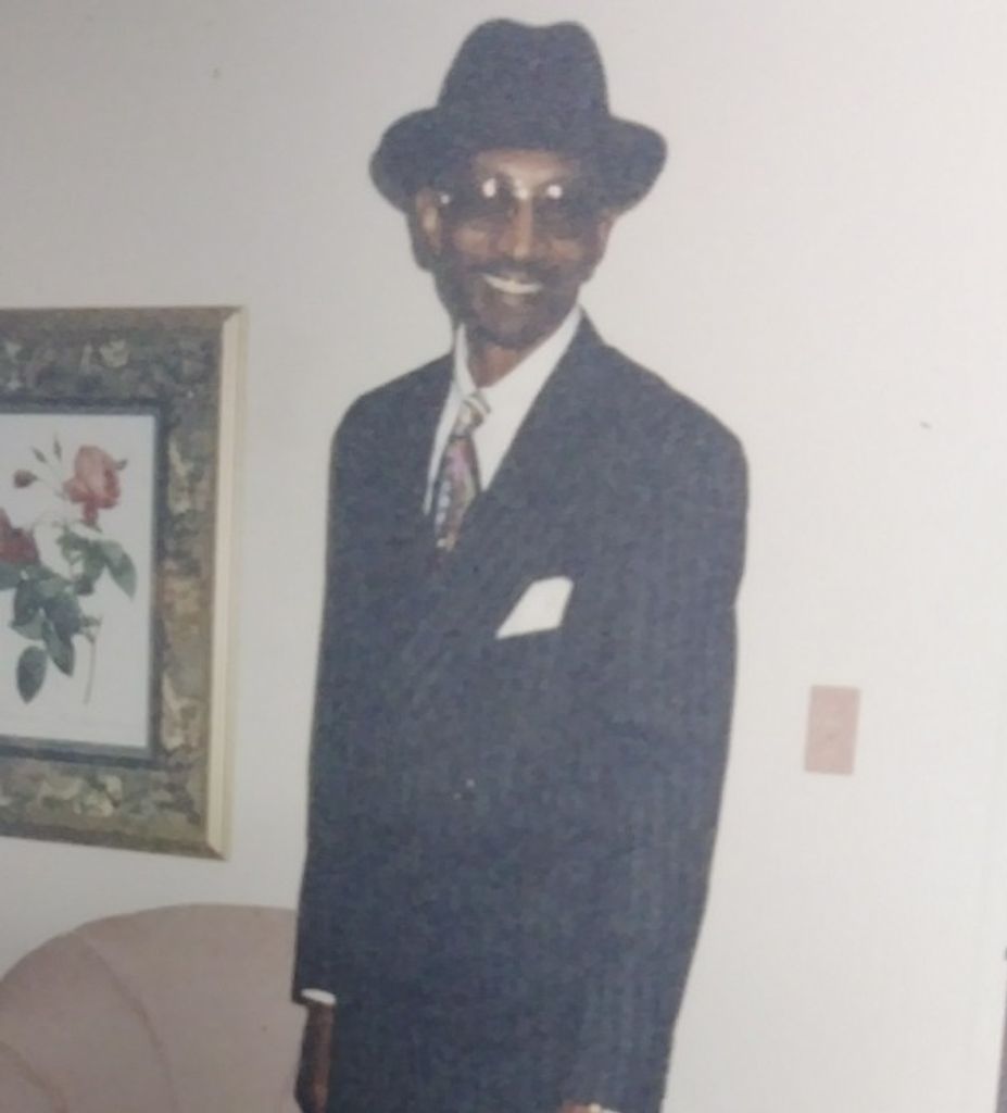 Donnell C. "Snake" Green Sr