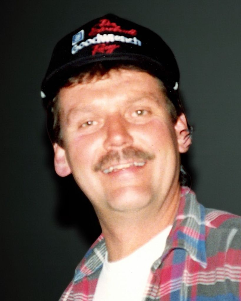 James Edward Risen Profile Photo