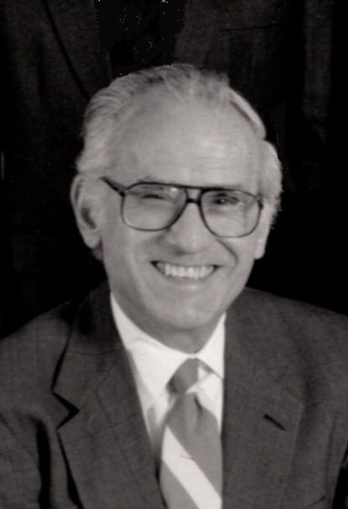 Russell N. Worobec, Md