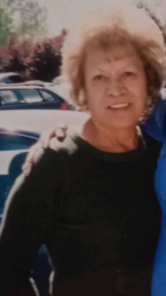 Roseann Valdivia