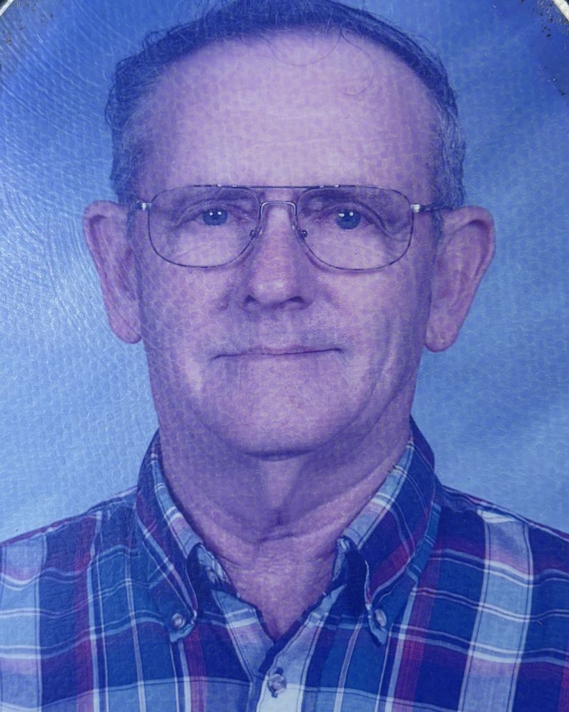 Burfoot Leon White Profile Photo