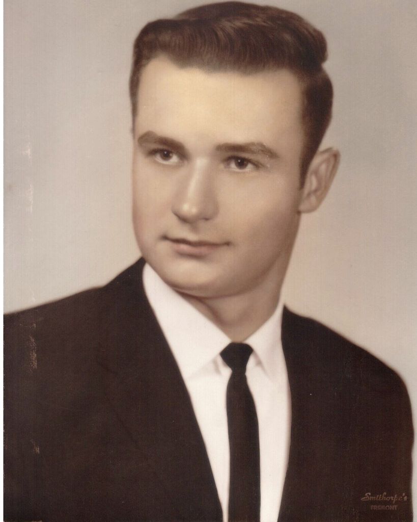 Lawrence (Larry) Edward Roumph