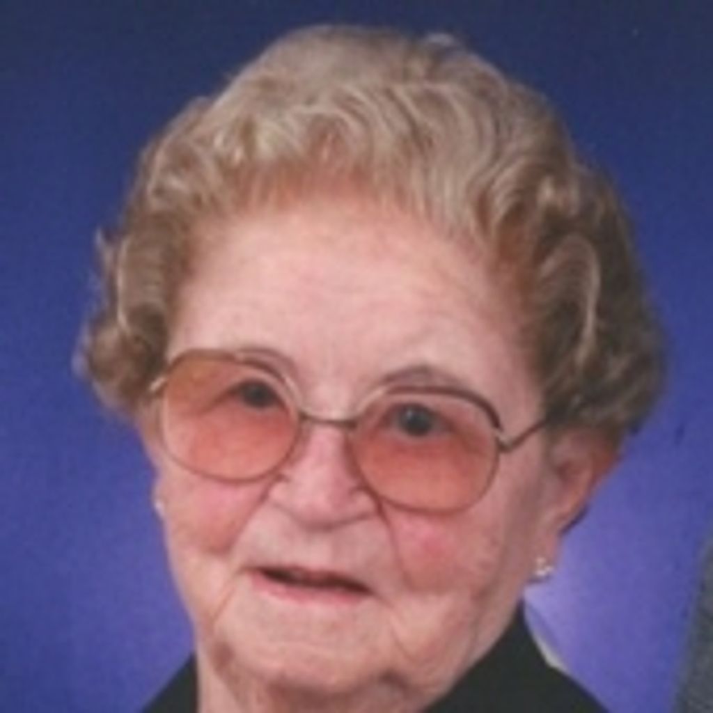 Elizabeth Waters Profile Photo