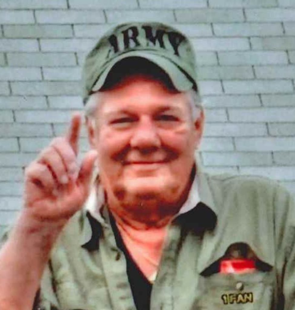 Carl Lackl Profile Photo