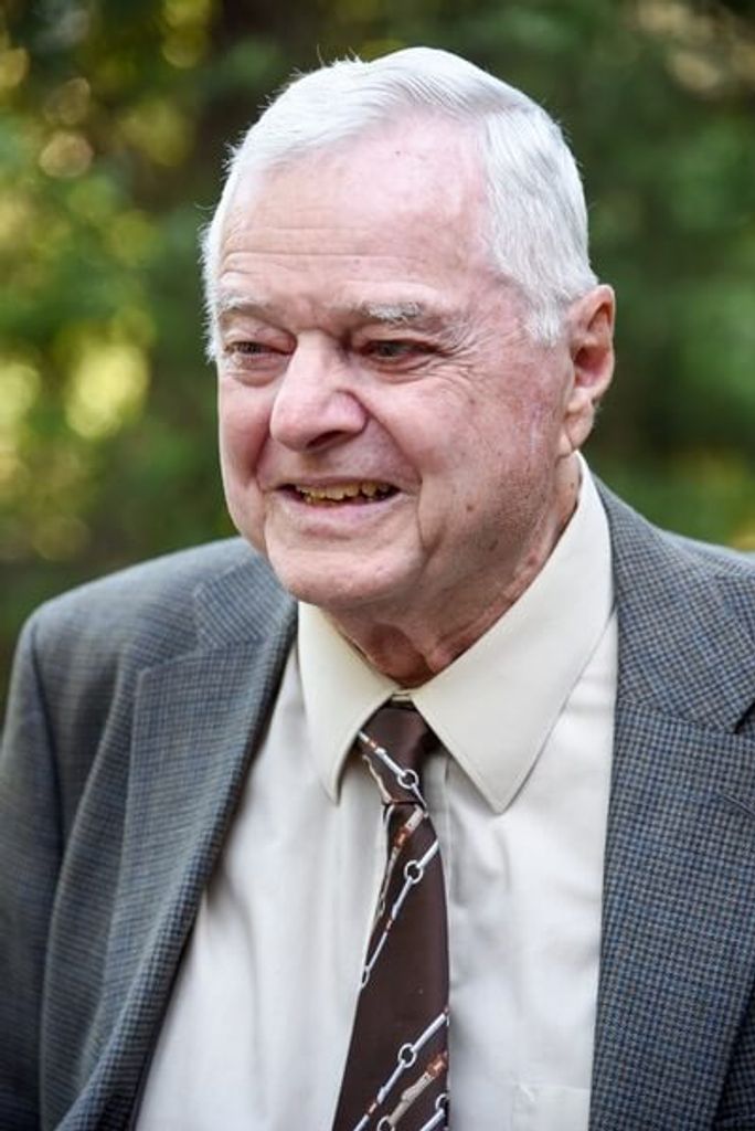Clifford  W. Blackstun