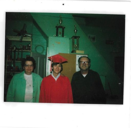 Larry Eugene Medek photo gallery thumbnail 2 of 86
