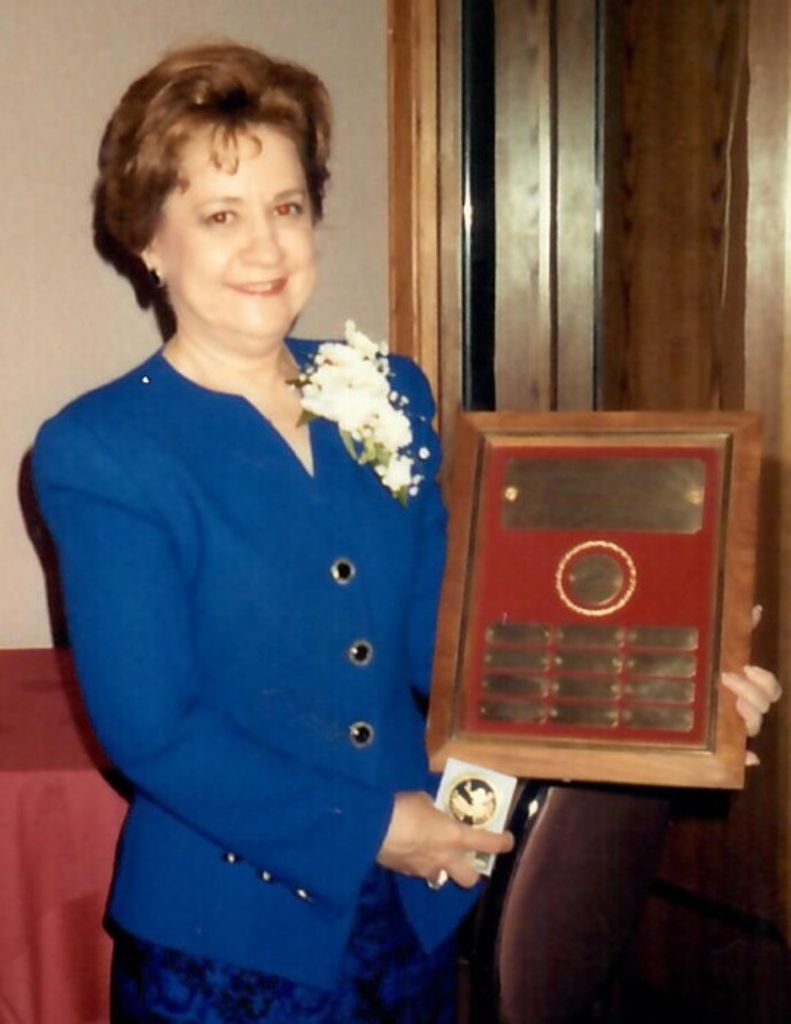 Maryann (Chernesky)  Tomko