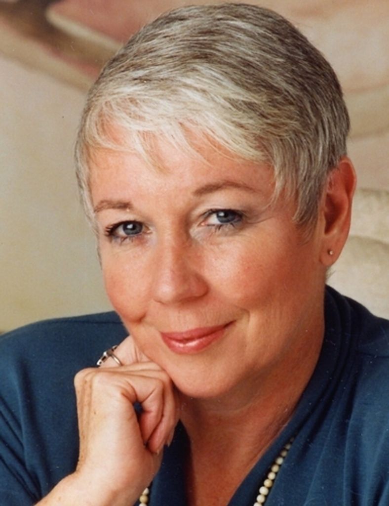 Catherine Elizabeth Hinds Profile Photo