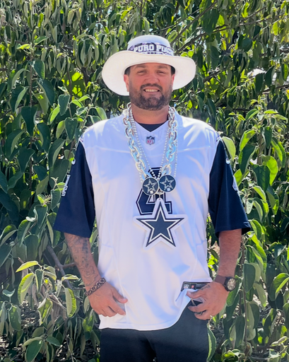 Evan William McNiel's obituary image