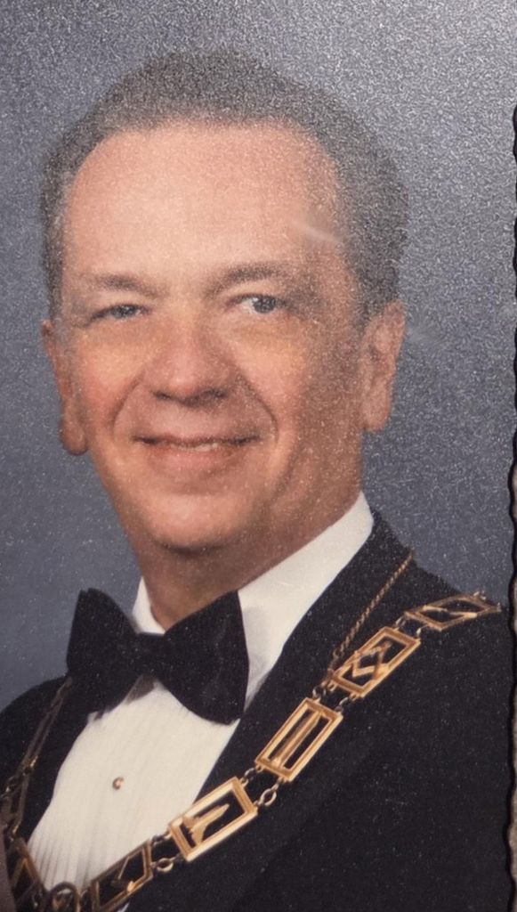 Maurice Clark Hearn Profile Photo