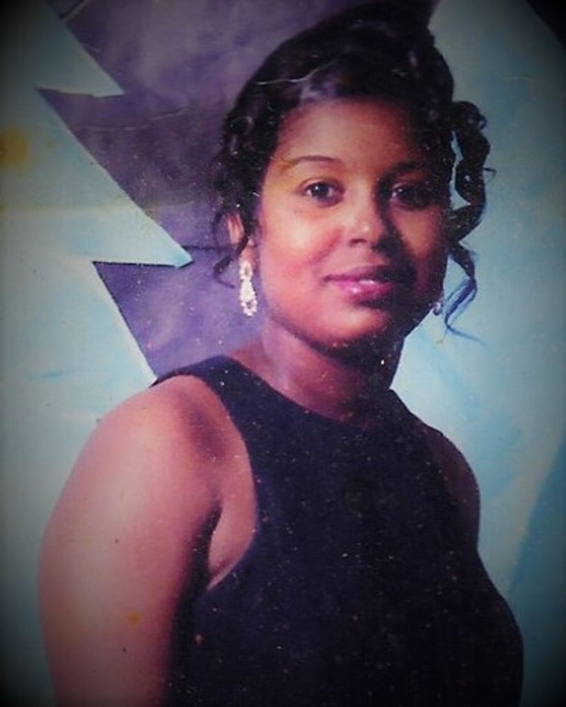 Solanda Chavett Barnett Profile Photo