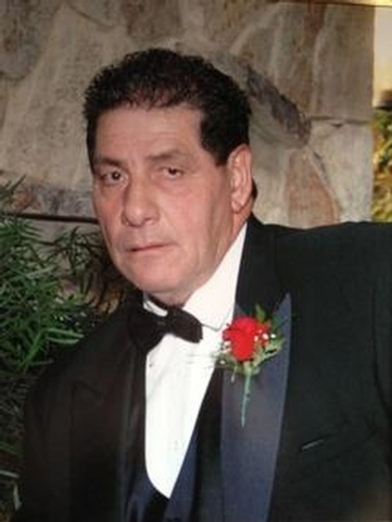 Manuel Israel Cardona Profile Photo