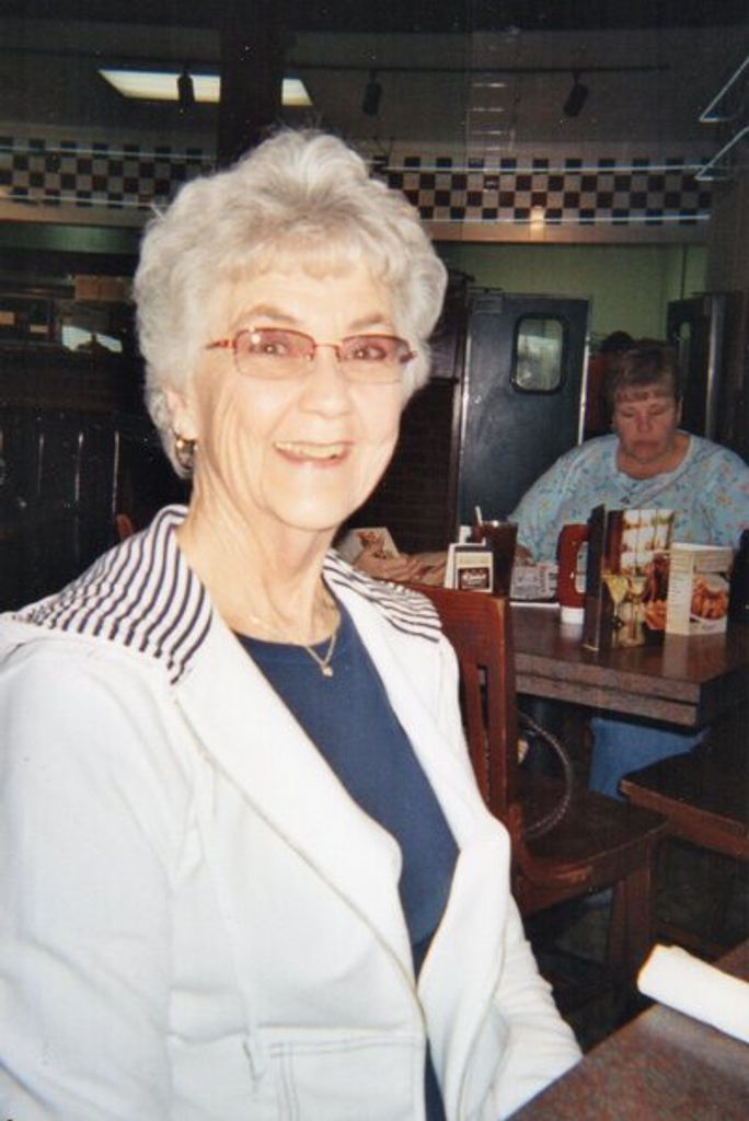 Carolyn Edwards Profile Photo