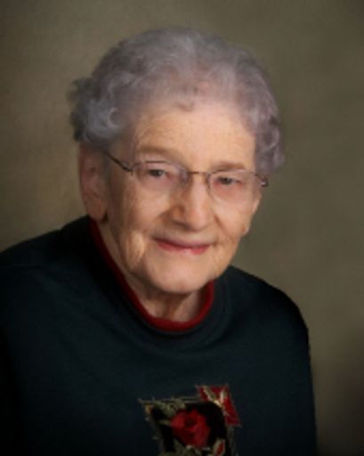 M. Muriel (Campbell) Martin photo gallery thumbnail 1 of 1