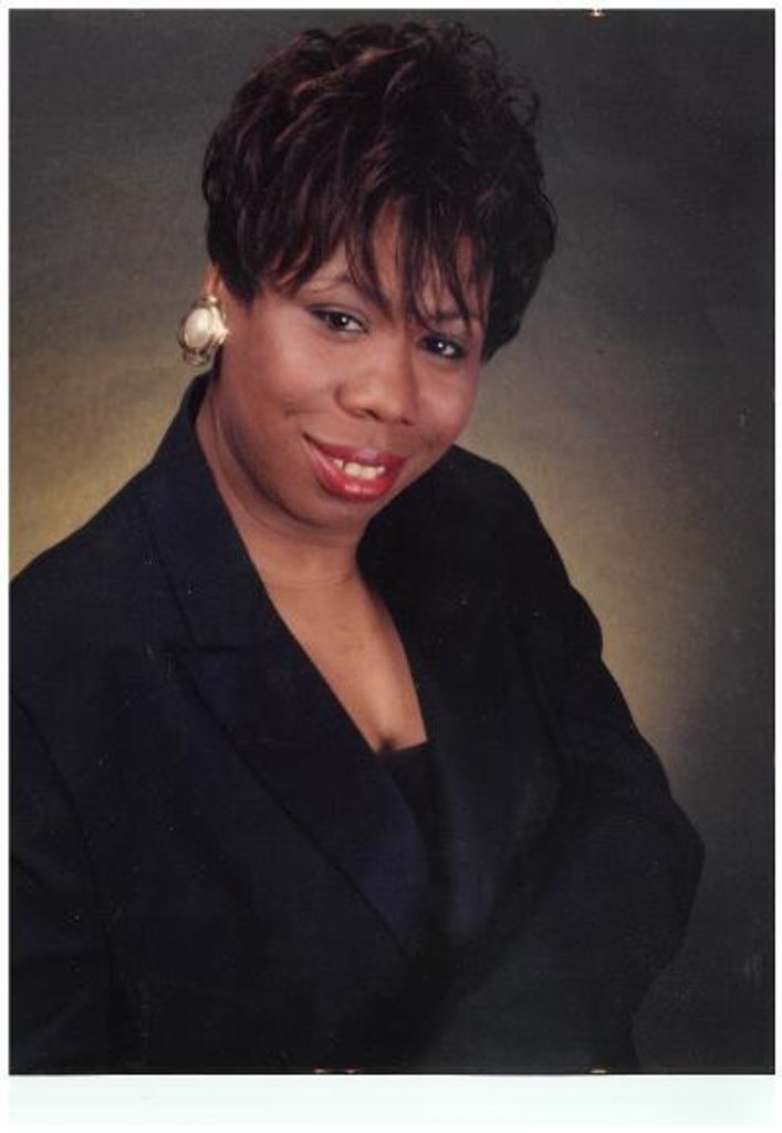 Yvette Moore Profile Photo