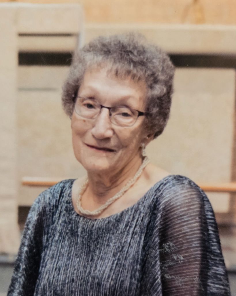 Theresa Teslow Profile Photo