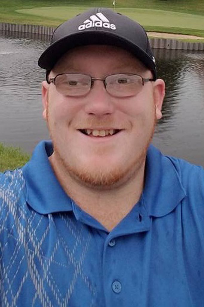 Eric M Stelly