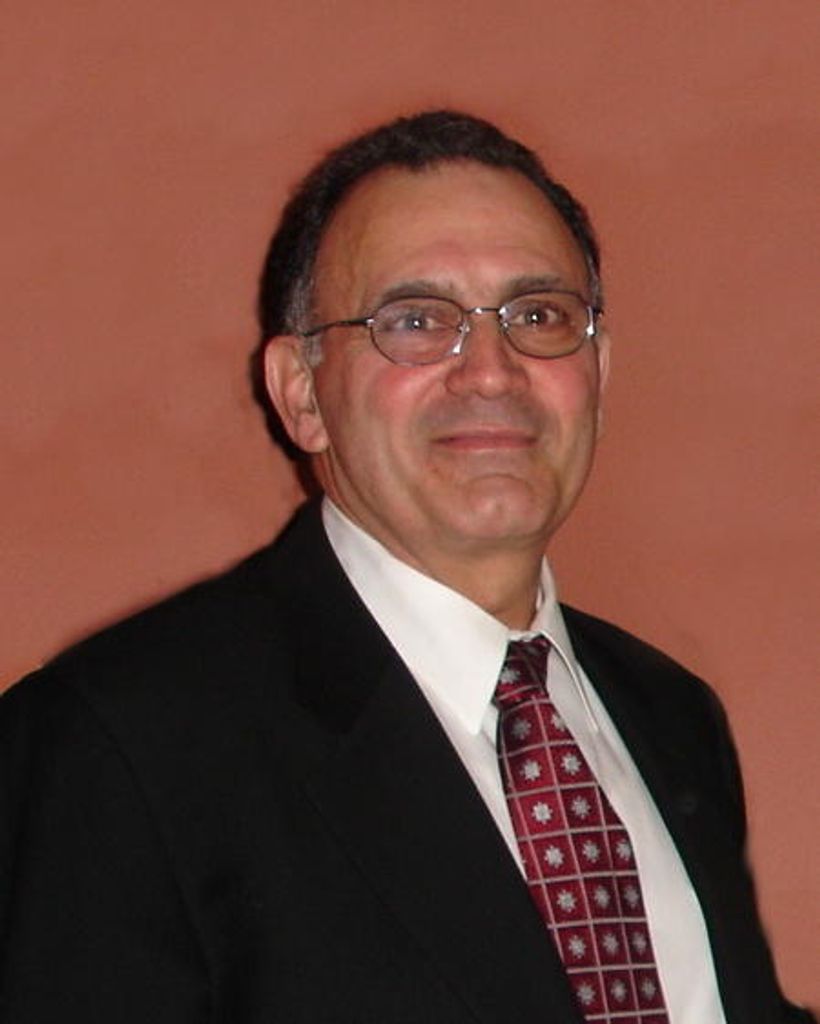 Dennis Pierratos Profile Photo