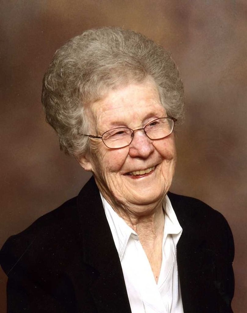 Lorraine Clark