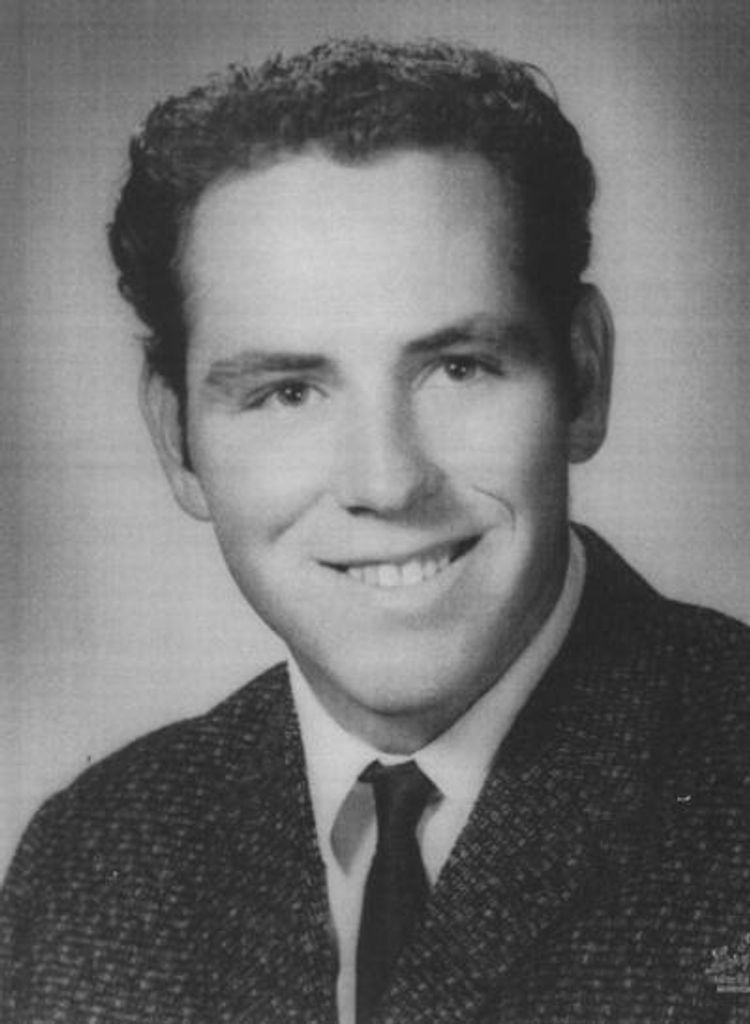 Thomas Crussell Profile Photo