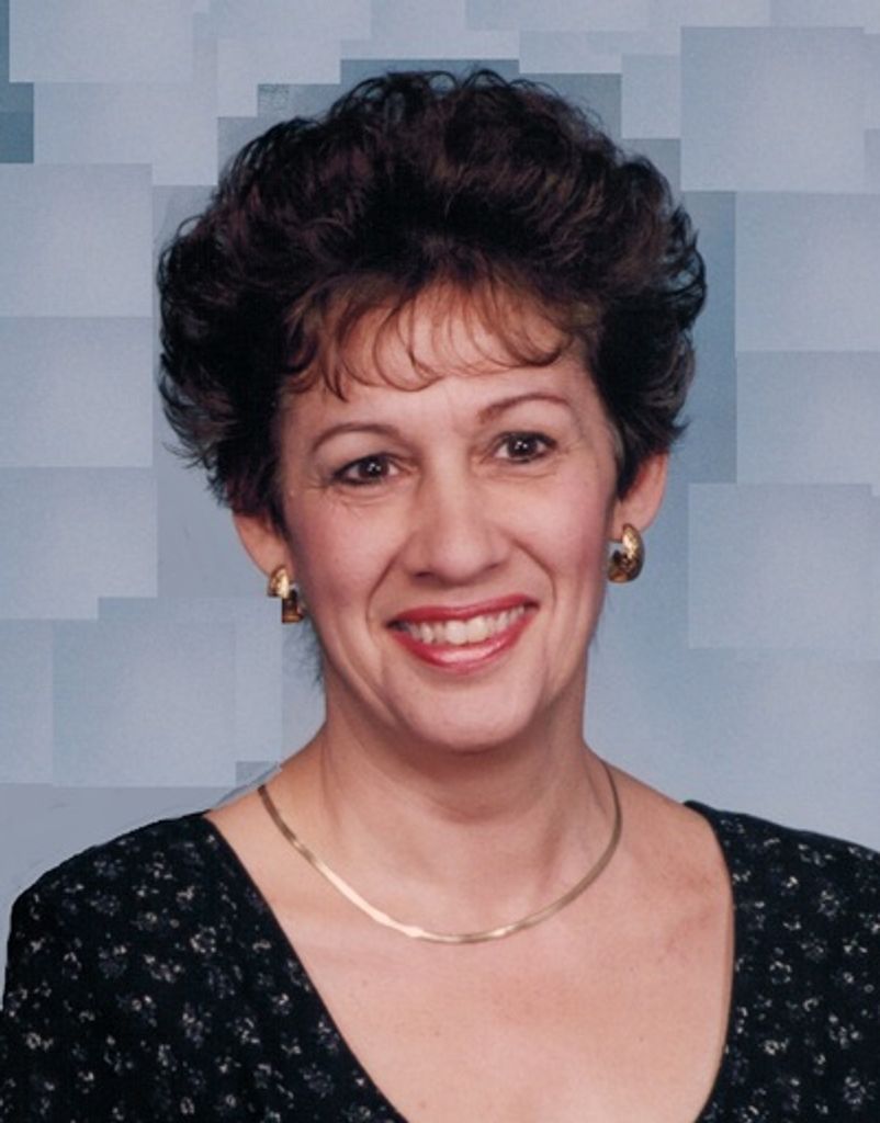 Lynda Walton Combs Profile Photo