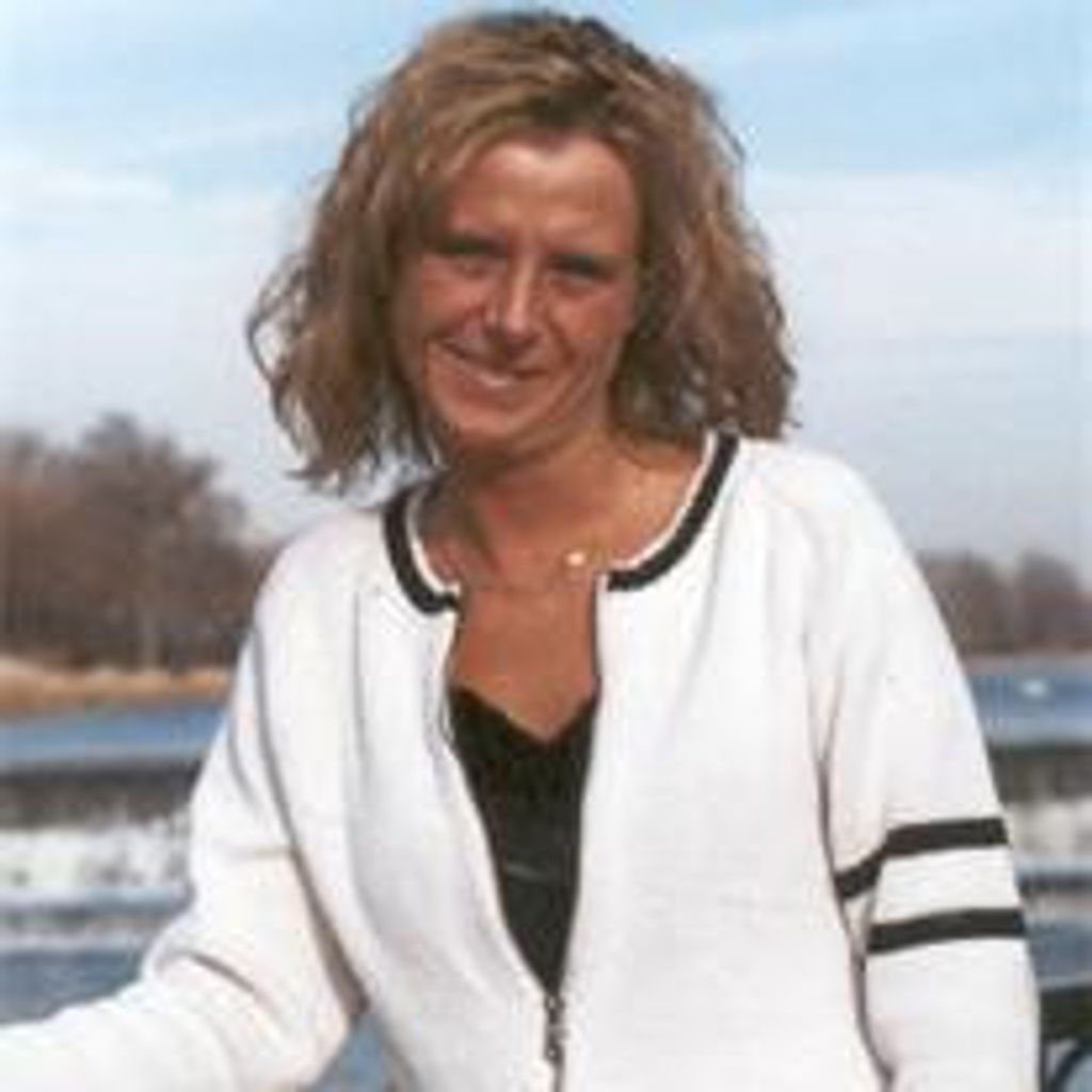 Sabrina Uglum (Nee: Barrow)