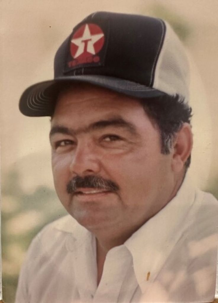 Xavier "Tavy" Villarreal Profile Photo