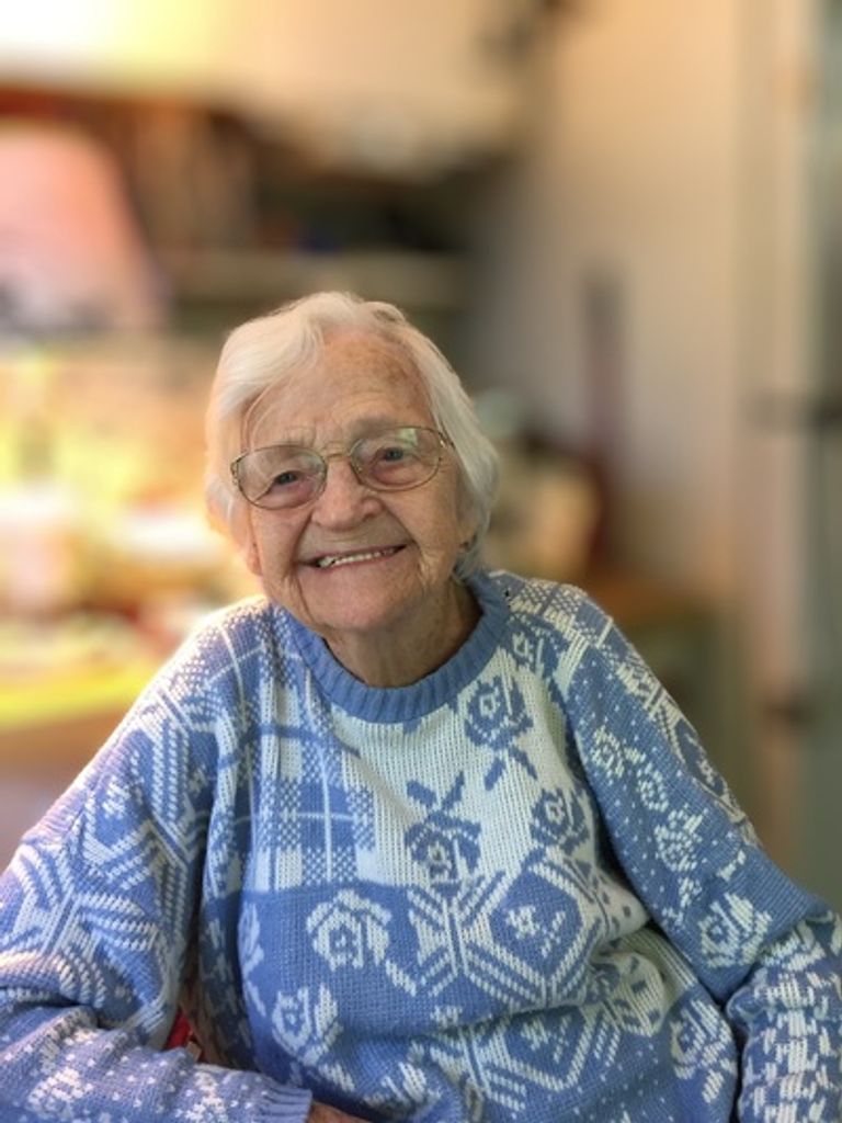 Bernice Dalmau Calkins Profile Photo