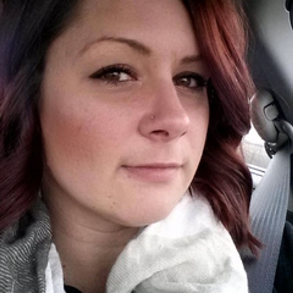 Nicole Elaine Adams