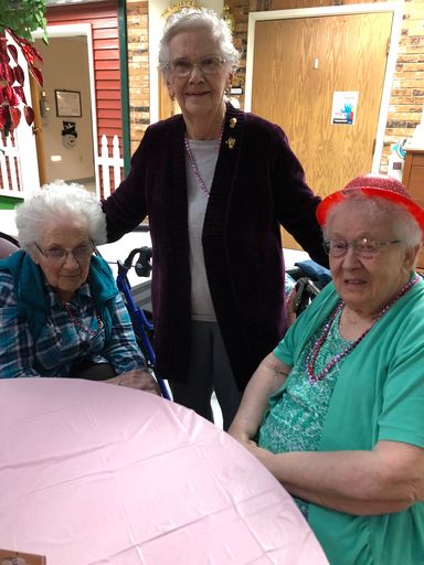 Betty Lou Ward photo gallery thumbnail 53 of 121