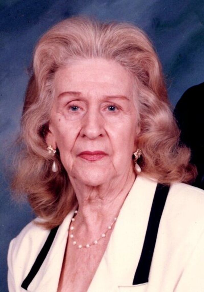 Elizabeth Mcdonald Profile Photo