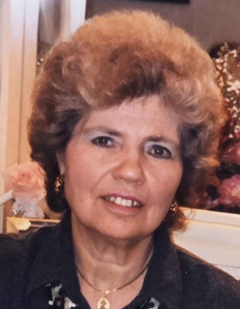 Marie Catacalos Profile Photo