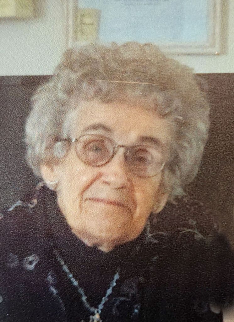 Bernadean Reba (Pearson)  Kinzer