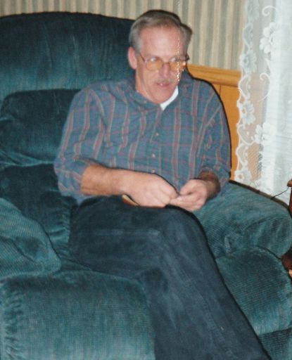 Douglas Eugene Frecker photo gallery thumbnail 4 of 105