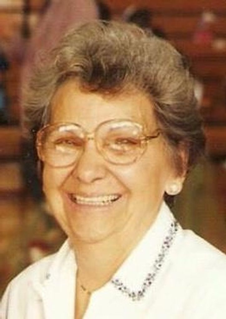 Louise Fields Webb Profile Photo