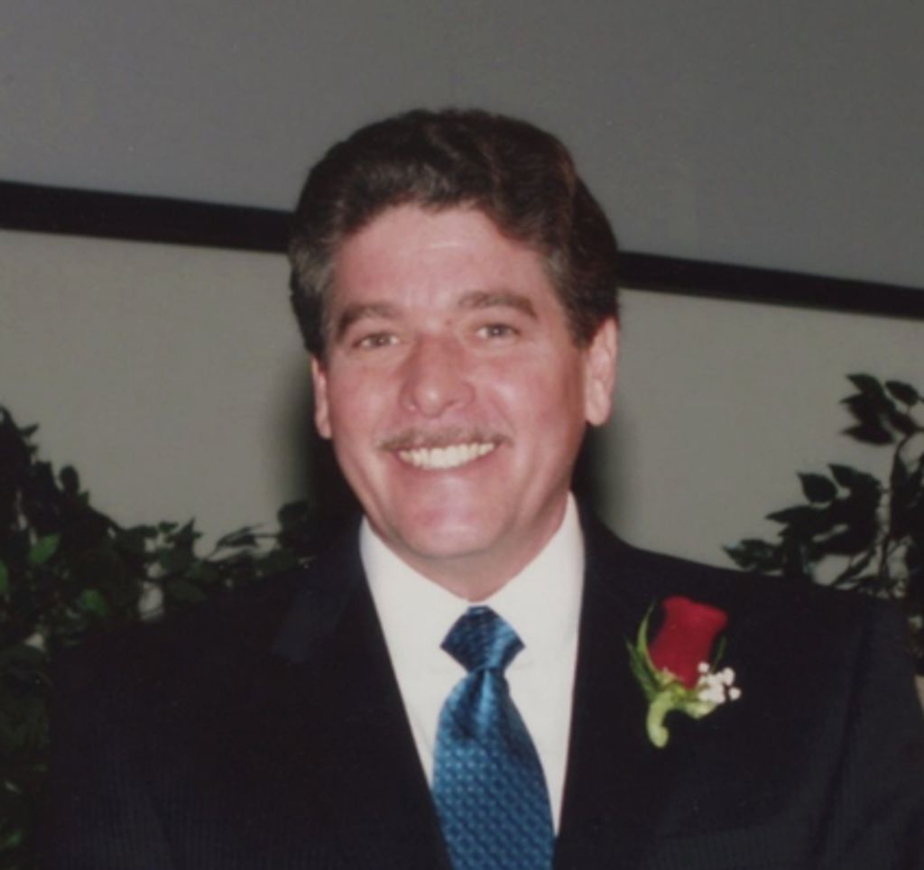 Mark Edward Lowe Profile Photo