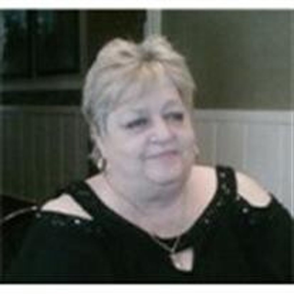 Alexandra Gregorakos Petakos